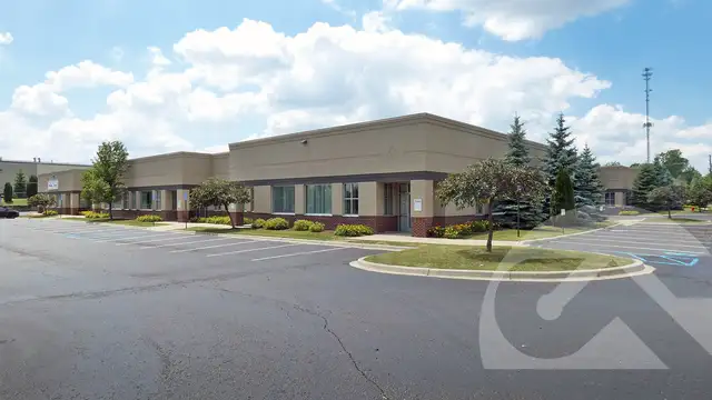 25873 - 25893 Meadowbrook Rd, 25873-25893 Meadowbrook Rd, Novi, MI 48375